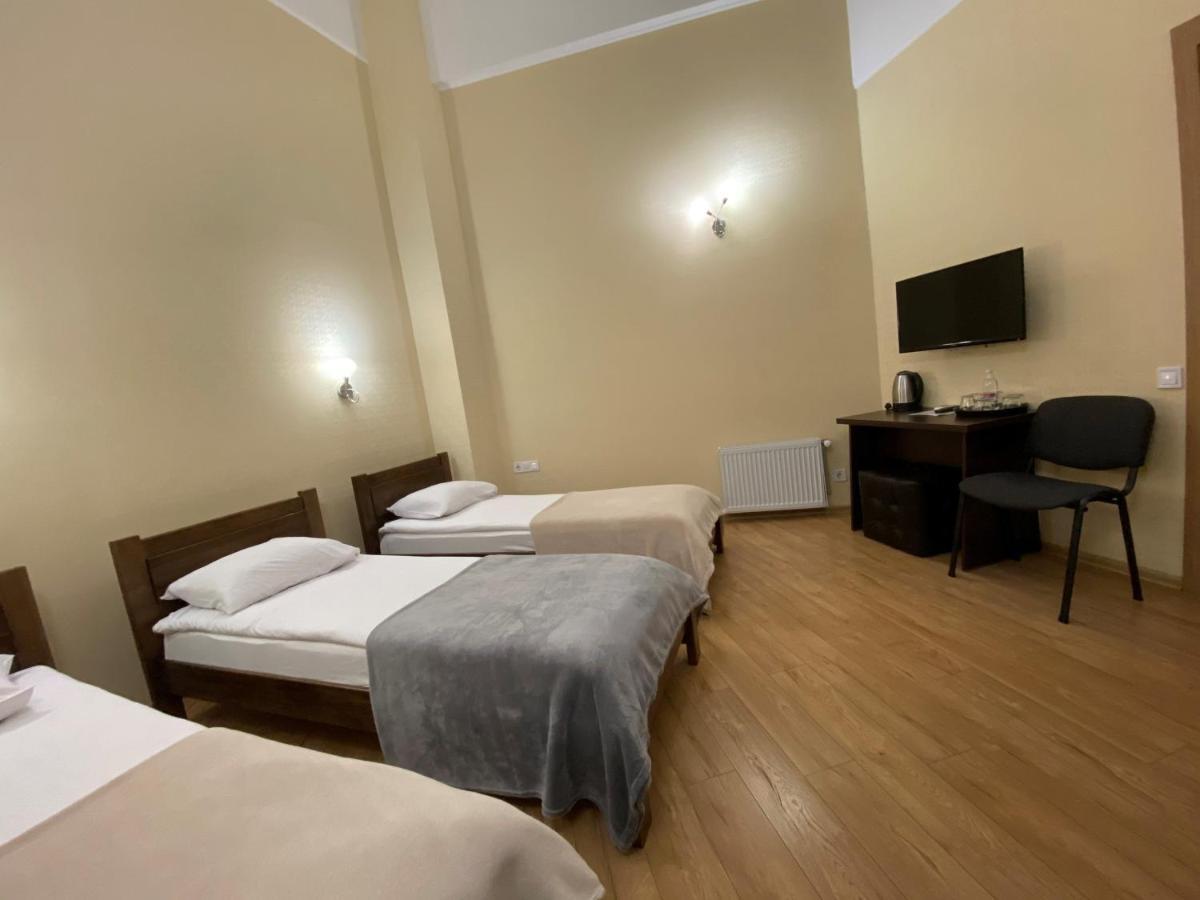 Passage Hotel Ternopil Extérieur photo