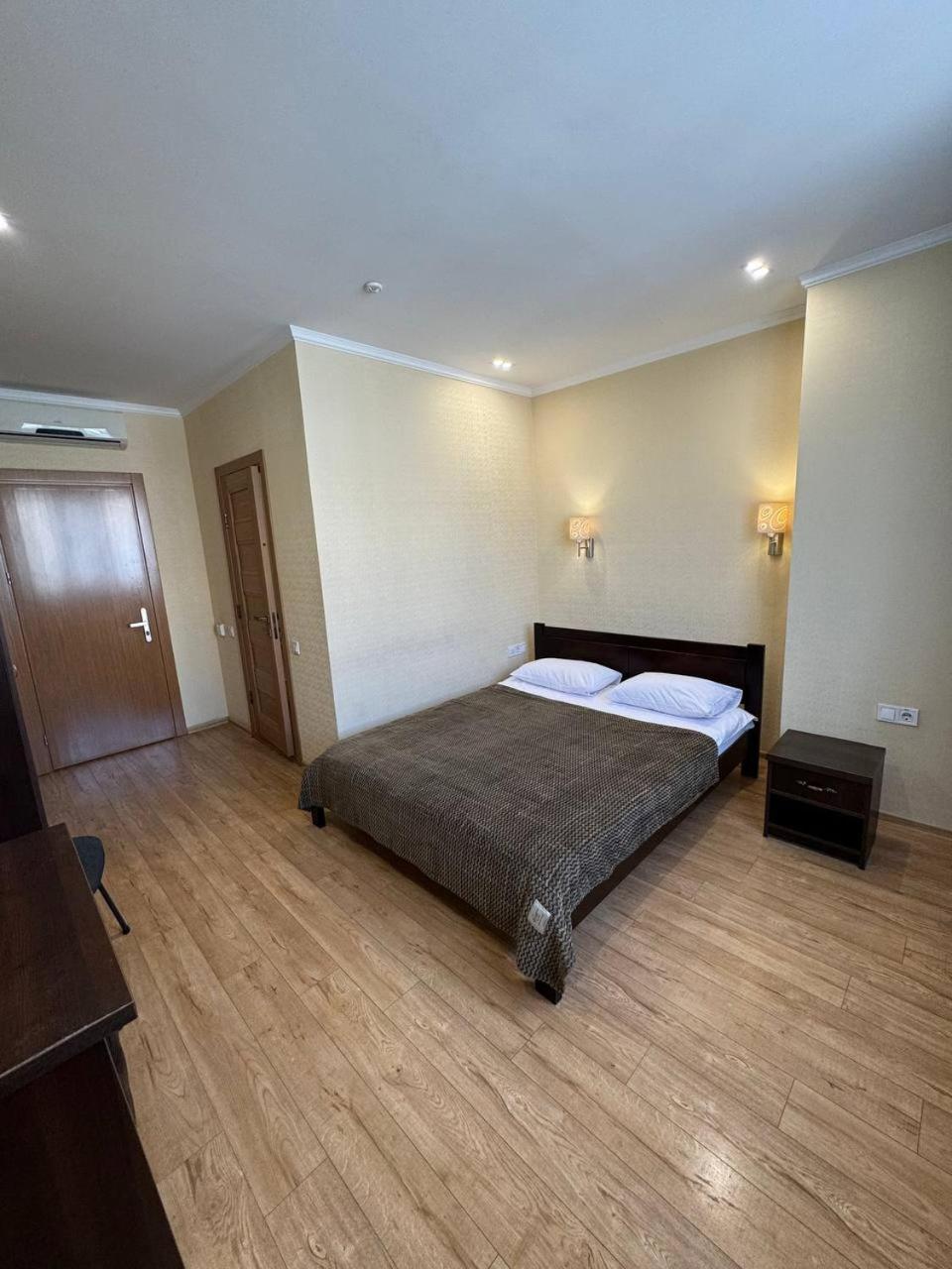 Passage Hotel Ternopil Extérieur photo